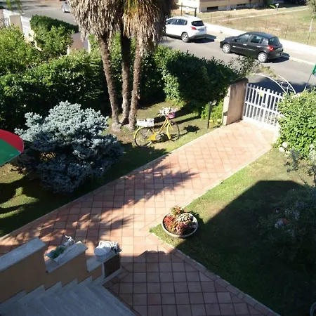 Denise E Luca Bed & Breakfast Latina
