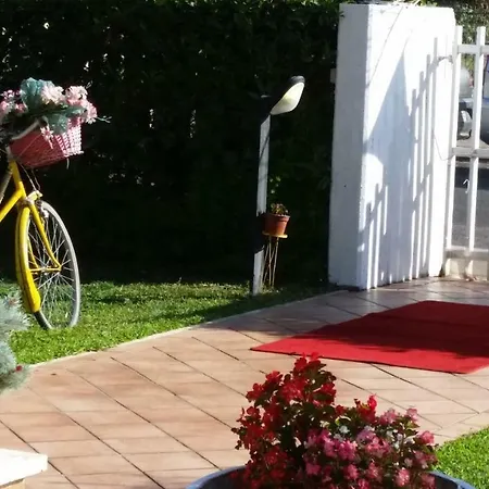 Denise E Luca Bed & Breakfast Latina